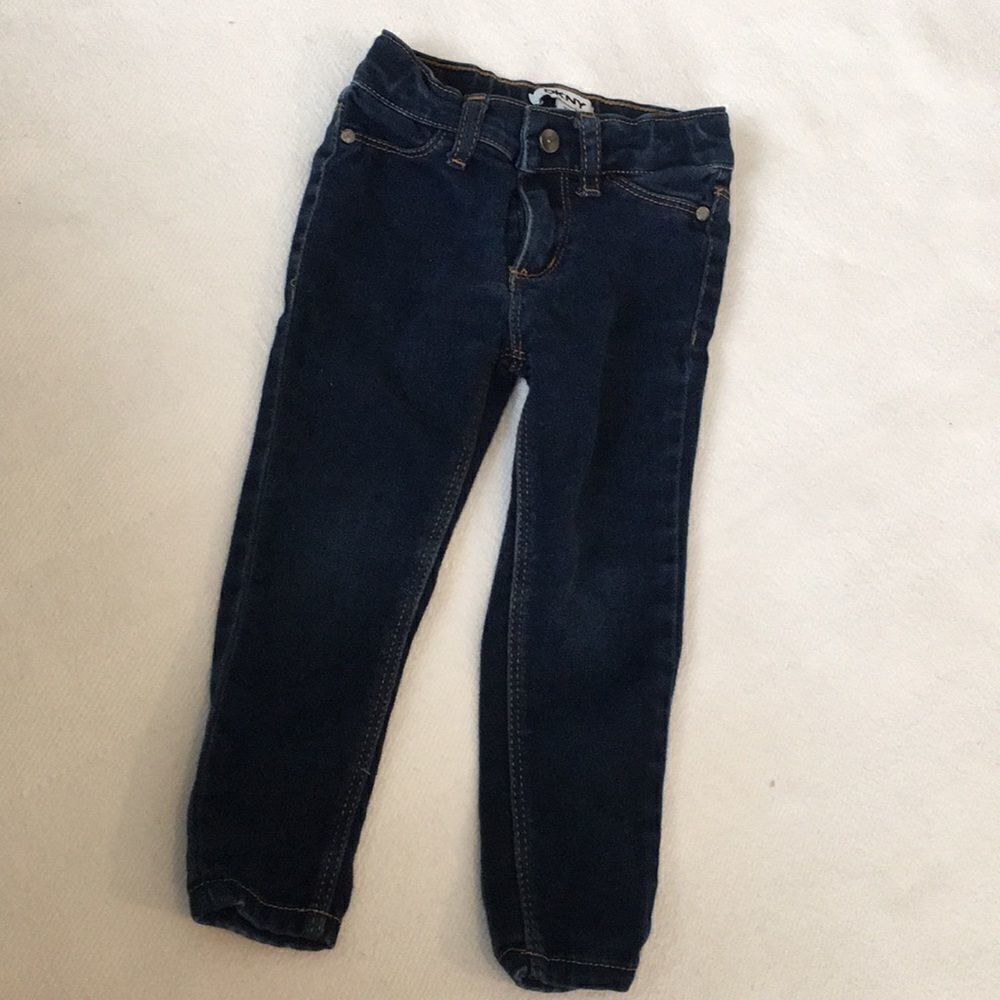 💛 DKNY Toddler Skinny Jeans (2T)